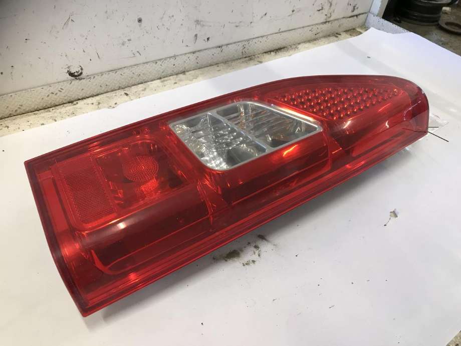 Baklykt høyre til Citroën Berlingo, 2008-2015 (Type II, Fase 1)  