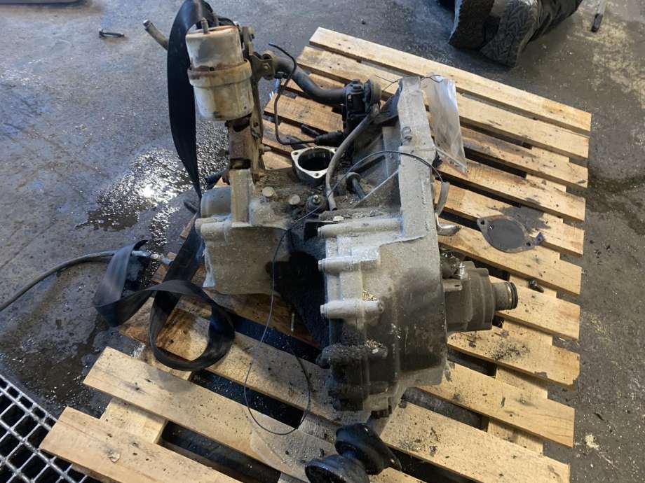 Girkasse manuell til VW Transporter / Caravelle 1990-2003 (T4) (T4) 