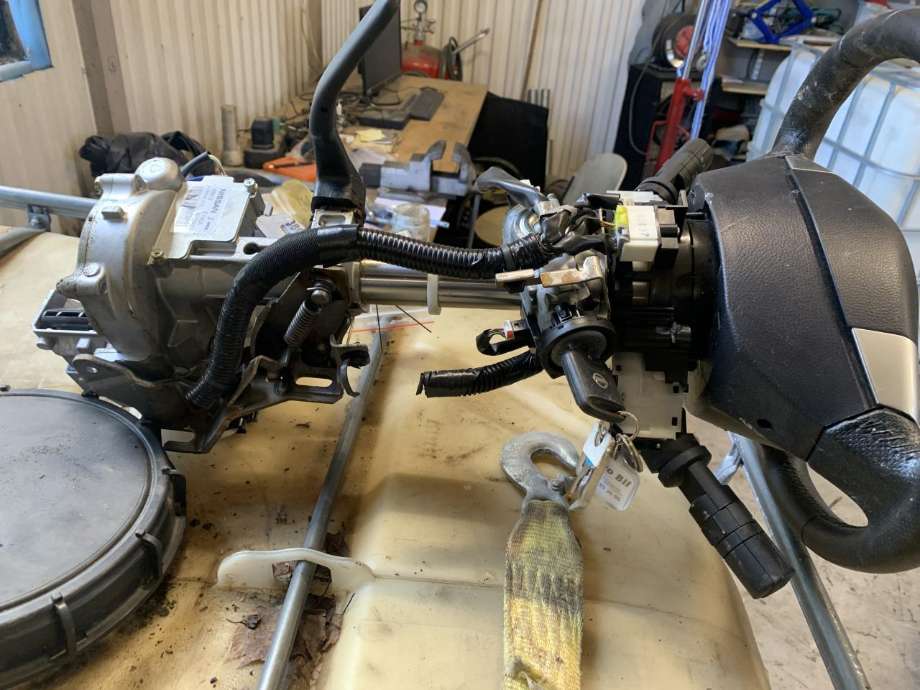 Rattaksel elektrisk servo til Nissan Qashqai 2007-2010 (Type I, Fase 1)  