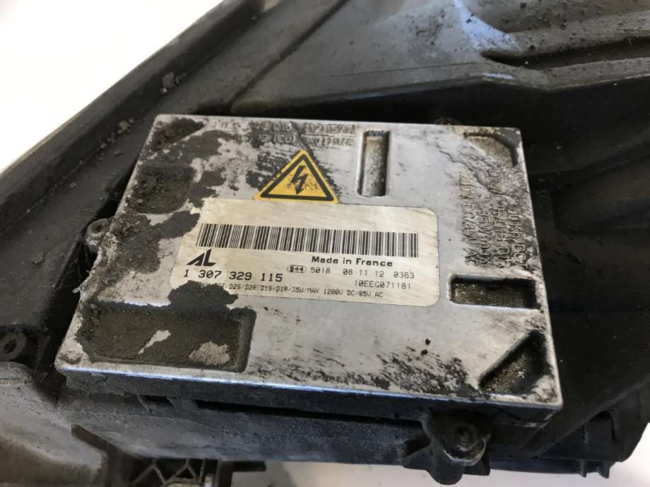 Frontlykt venstre xenon til Audi A4 2004-2008 (Type III) (B7) (B7) 