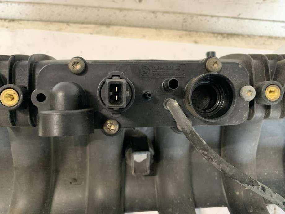 Manifold innsug til BMW 5-Serie 1996-2003 (E39) (E39) 