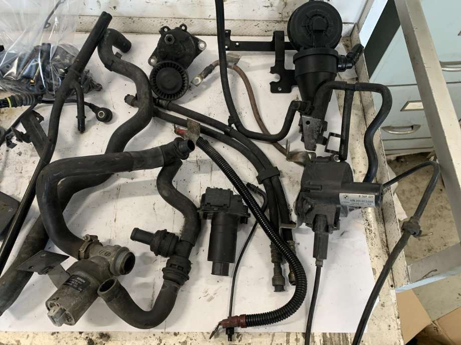Motor diverse til BMW 5-Serie 1996-2003 (E39) (E39) 
