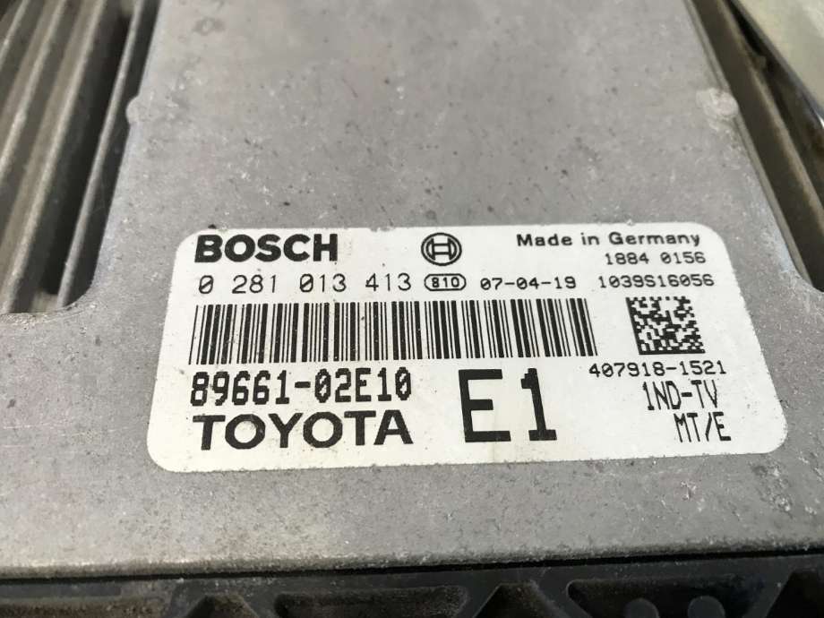 Styreenhet motor til Toyota Auris 2007-2010 (Type I, Fase 1)  (BOSCH|0281013413|89661-02E10|)