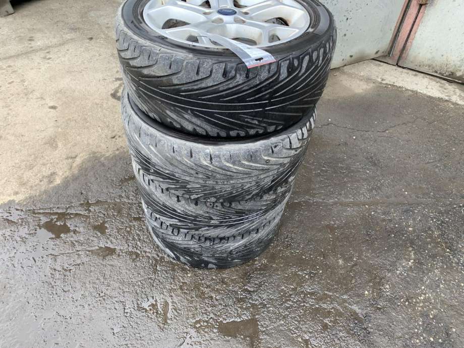 Hjulsett aluminium sommer til Ford Mondeo 2001-2007 (Type III)  