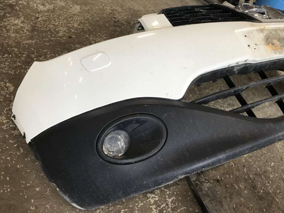 Støtfanger foran til Nissan Qashqai 2010-2014 (Type I, Fase 2)