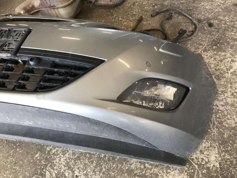 Støtfanger foran til Opel Astra J 2010-2015  