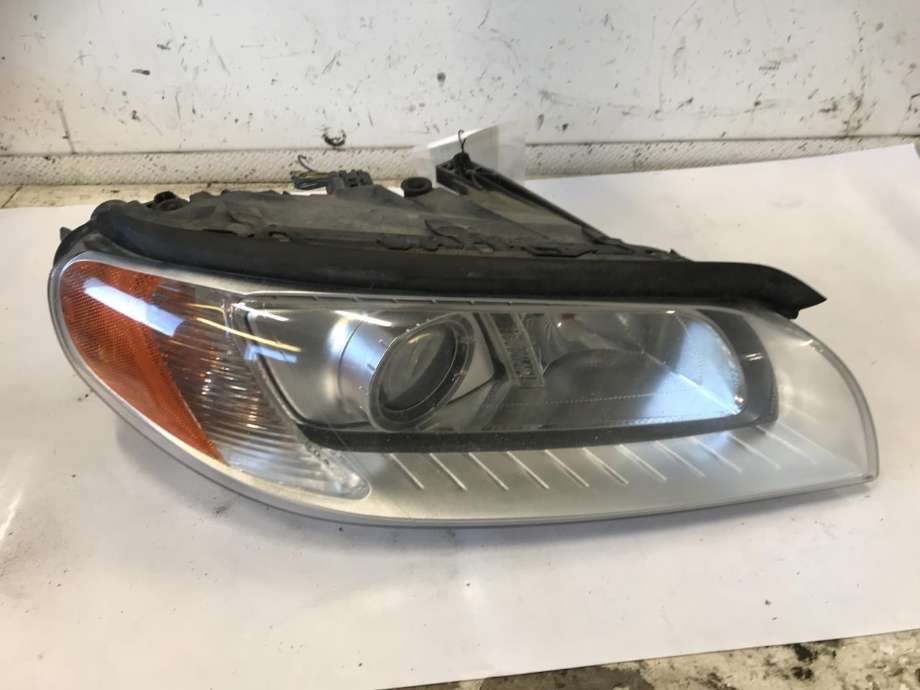 Frontlykt høyre xenon til Volvo V70, 2007-2013 (Type III, Fase 1)  