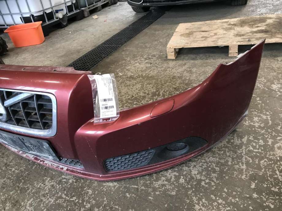 Støtfanger foran til Volvo V70 2007-2013 (Type III, Fase 1)  