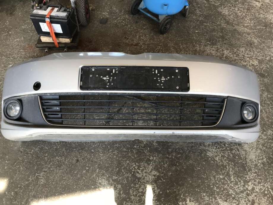 Støtfanger foran til VW Touran, 2010-2015 (Type I, Fase 3)  