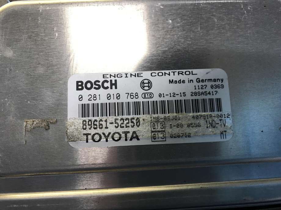 Styreenhet motor til Toyota Yaris Verso 1999-2007 (BOSCH|89660-52880|407918-0042|)