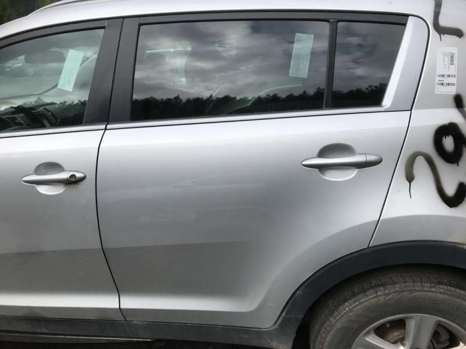 Dør venstre bak til Kia Sportage, 2010-2016 (Type III)