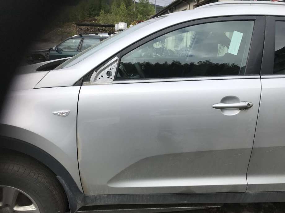 Dør venstre foran til Kia Sportage, 2010-2016 (Type III)
