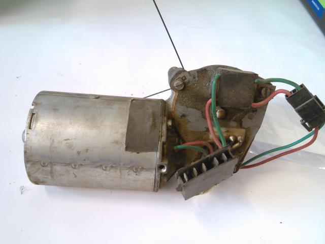 Viskermotor frontrute til Ford Escort 1981-1985