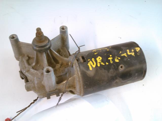 Viskermotor frontrute til Ford Sierra 1982-1987  (0390246304|83BB17B571BA|)