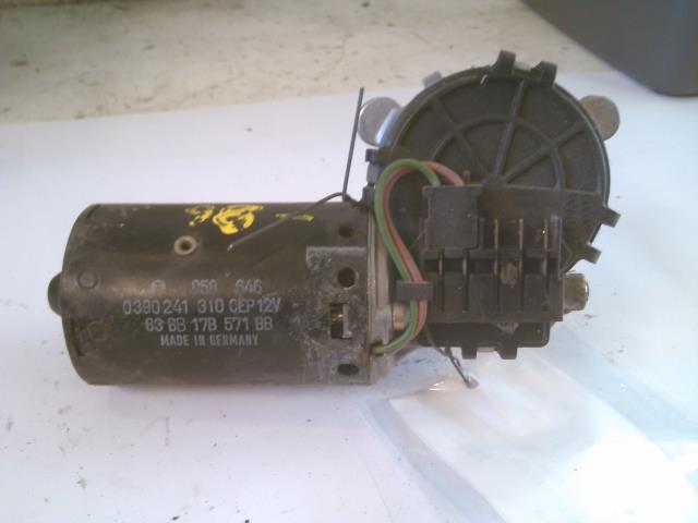 Viskermotor frontrute til Ford Sierra 1982-1987  (0390241310|83BB17B571BB|)