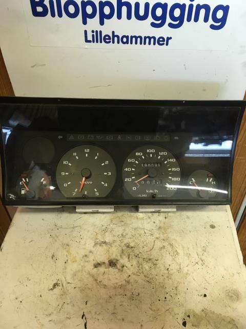 Instrumentpanel til Volvo 340/360 1982-1989  