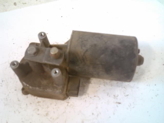 Viskermotor frontrute til Saab 900 1981-1986