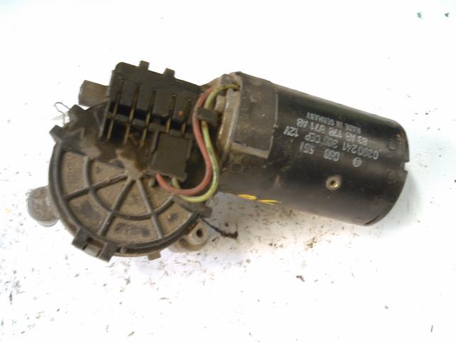 Viskermotor frontrute til Ford Escort 1981-1985  (0390241306|83AB17B571AB|)