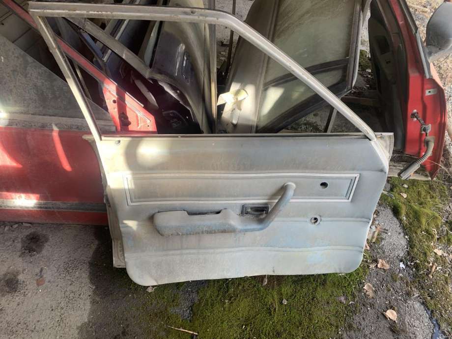 Dør venstre foran til Ford Granada 1982-1985  