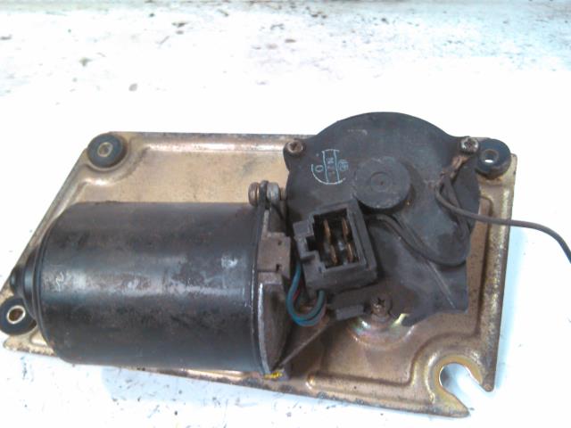 Viskermotor frontrute til Daihatsu Rocky 1984-1993 (Type I)
