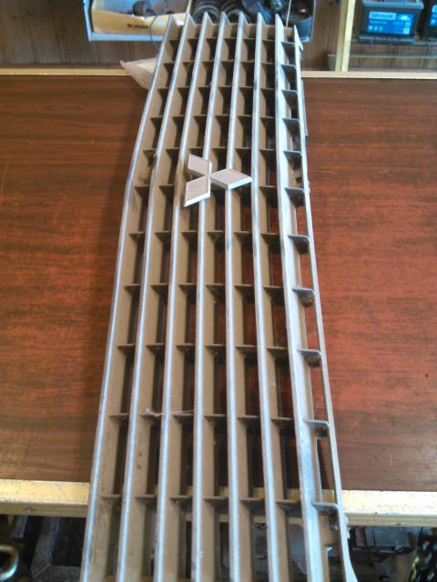 Grill til Mitsubishi Galant, 1980-1987 (Type IV)
