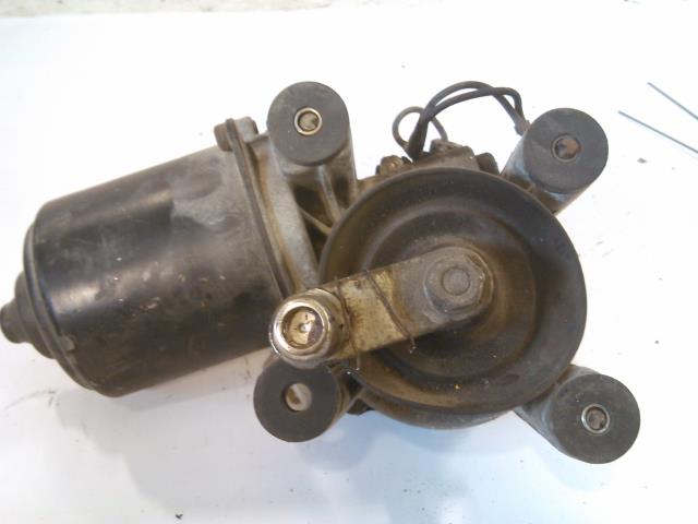Viskermotor frontrute til Toyota Carina II 1982-1987  