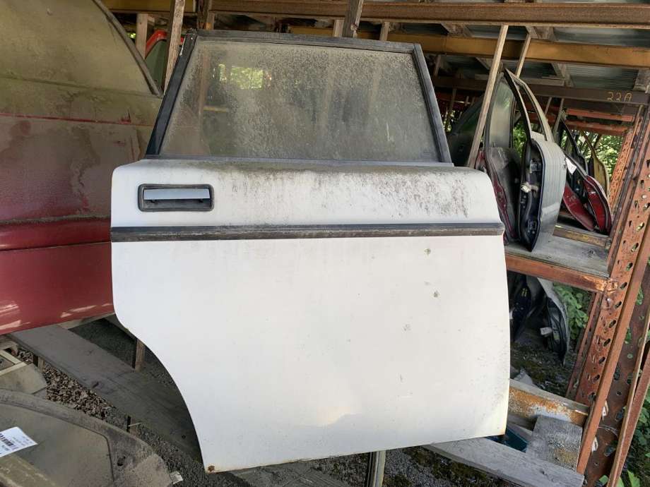 Dør høyre bak til Volvo 240 1981-1987