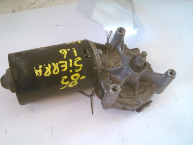 Viskermotor frontrute til Ford Sierra 1982-1987 (0390246304|83BB-17B571-BA|)