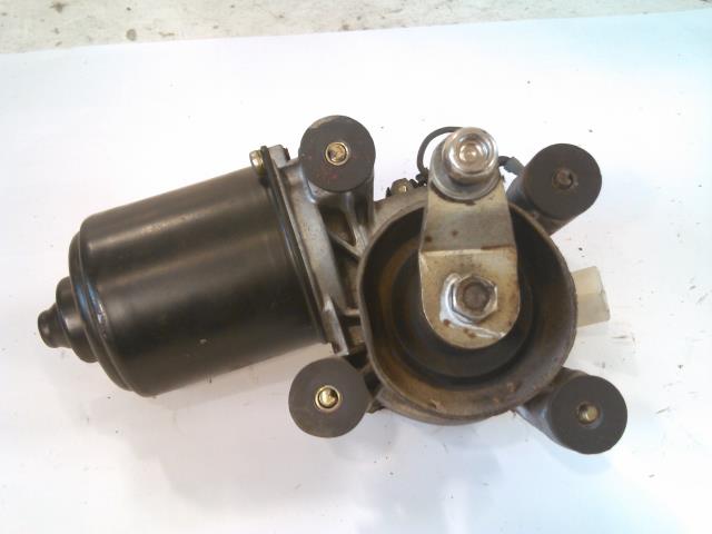 Viskermotor frontrute til Toyota Carina II 1982-1987  
