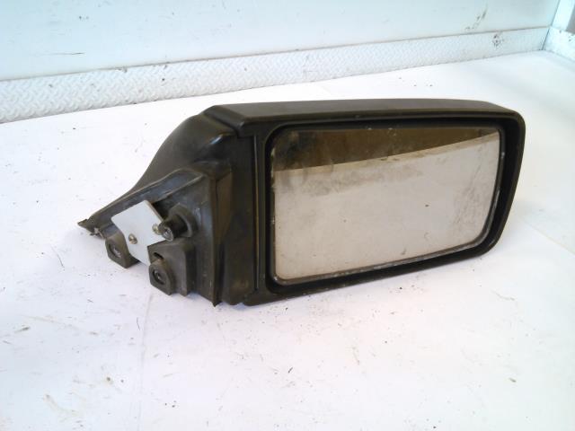 Speil høyre til Nissan Bluebird, 1985-1986  