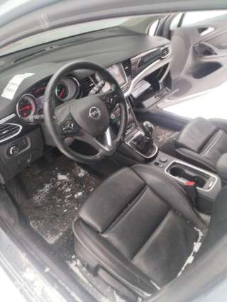Opel Astra K,   (|)