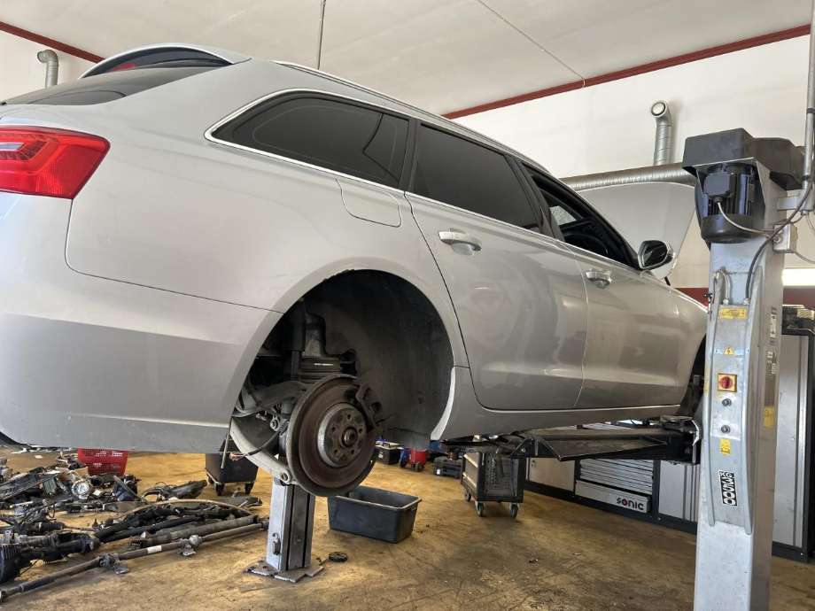 Audi A6 2011-2014 (Type IV, Fase 1) (C7) (C7), Motorkode: CLAA, Girkassekode: NPB