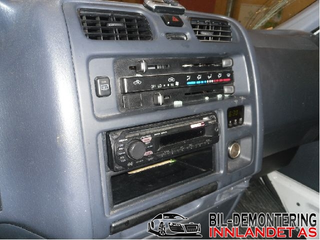 Toyota Hiace 2007-2012 (Fase 3) , Motorkode: , Girkassekode: 
