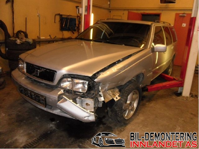 Volvo V70 (S70/XC70) 1997-2000 (Type I) , Motorkode: , Girkassekode: