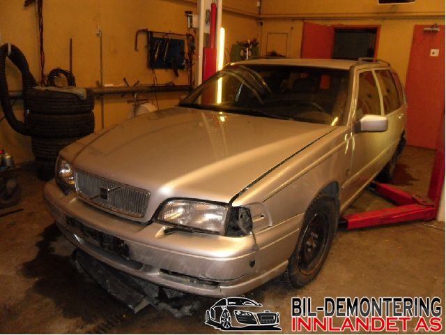 Volvo V70 (S70/XC70) 1997-2000 (Type I) , Motorkode: , Girkassekode: 
