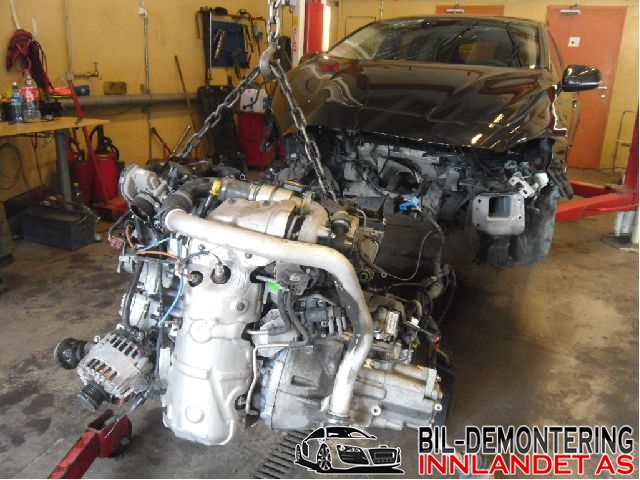 Volvo V40 2012-2019 , Motorkode: , Girkassekode: 