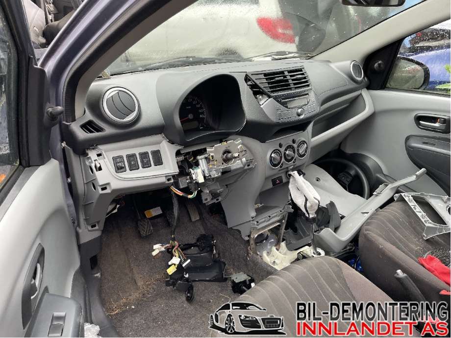 Nissan Pixo 2009-2013 , Motorkode: , Girkassekode: