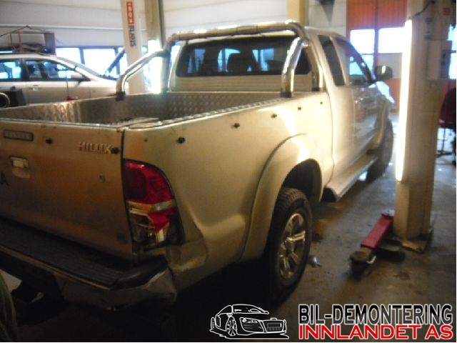 Toyota Hilux 2012-2016 , Motorkode: 19000-30770, Girkassekode: 33030-0K750