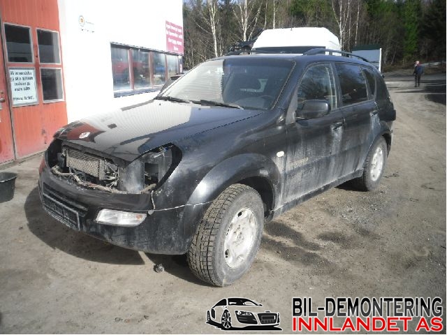 SsangYong Rexton 2004-2006 (Fase 2) (Y200) (Y200), Motorkode: D27R-056, Girkassekode: 3110008100