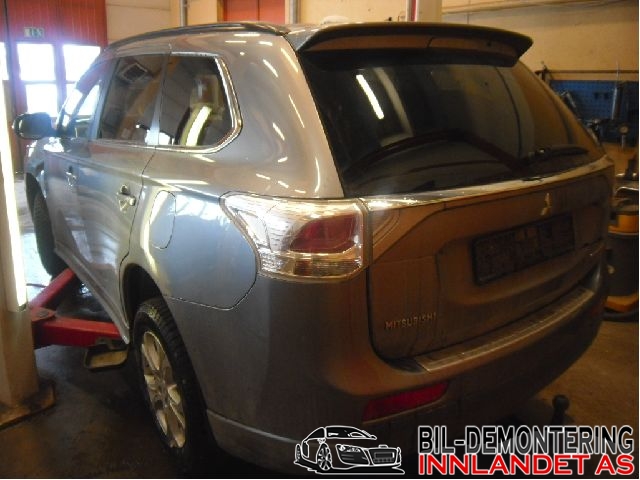 Mitsubishi Outlander 2012-2015 (Type III, Fase 1) , Motorkode: 4N14, Girkassekode: 2700A330