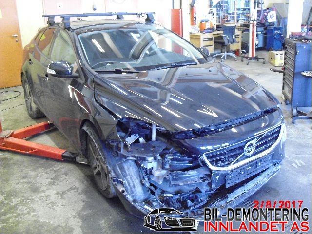 Volvo V40 2012-2019 , Motorkode: D4162T, Girkassekode: B6 / 1285228