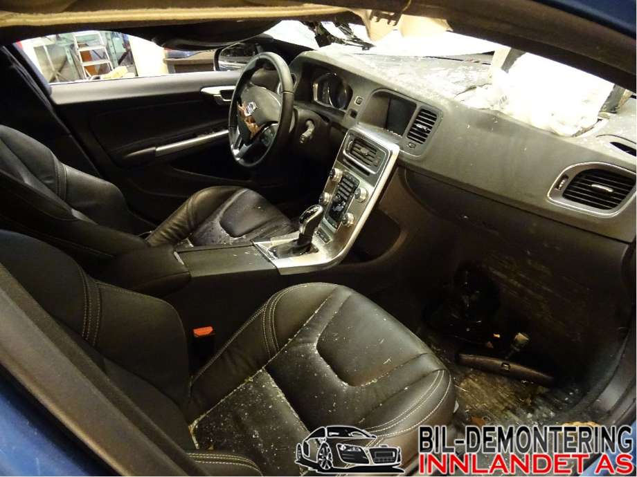 Volvo V60/V60 CC 2013-2018 (Type I, Fase 2) , Motorkode: D87PHEV, Girkassekode: 