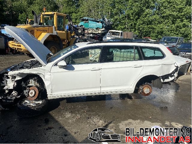 VW Passat 2015-2019 (Fase 1) (B8) (B8), Motorkode: DCXA, Girkassekode: REV