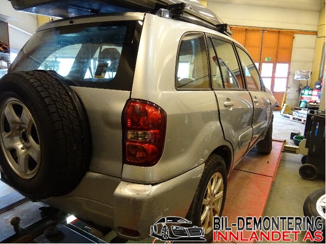 Toyota RAV4 2000-2006 (Type II) , Motorkode: 1CD-FTV, Girkassekode: 30300-42101