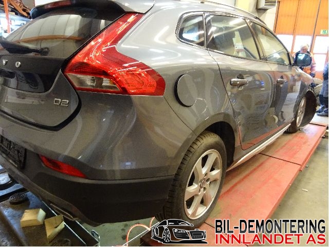 Volvo V40 2012-2019 , Motorkode: D4162T, Girkassekode: MPS6 / 1285041