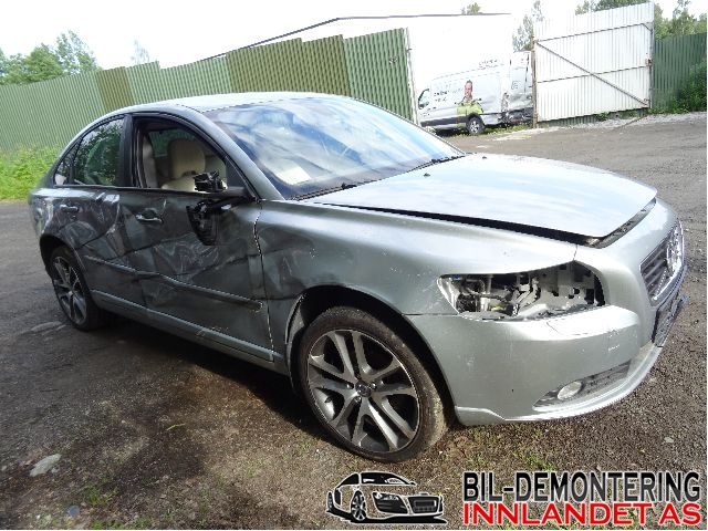 Volvo S40 2008-2012 (Type II, Fase 2) , Motorkode: B4204S4, Girkassekode: 2 5-MAN / MTX75