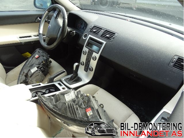 Volvo S40 2008-2012 (Type II, Fase 2) , Motorkode: B4204S4, Girkassekode: 2 5-MAN / MTX75