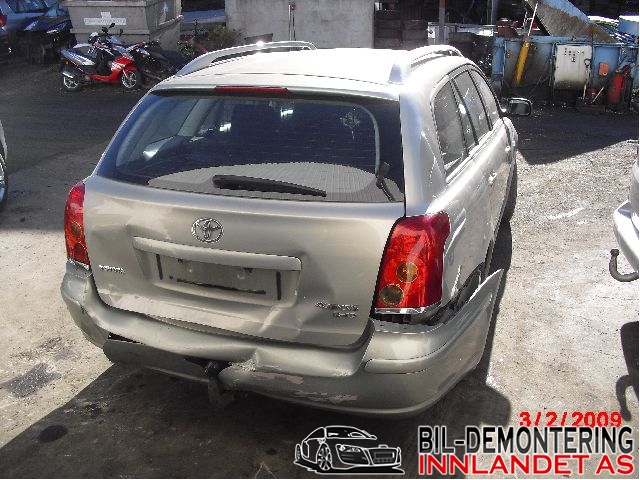 Toyota Avensis 2003-2008 (Type II) , Motorkode: 1CD-FTV, Girkassekode: 303002D110