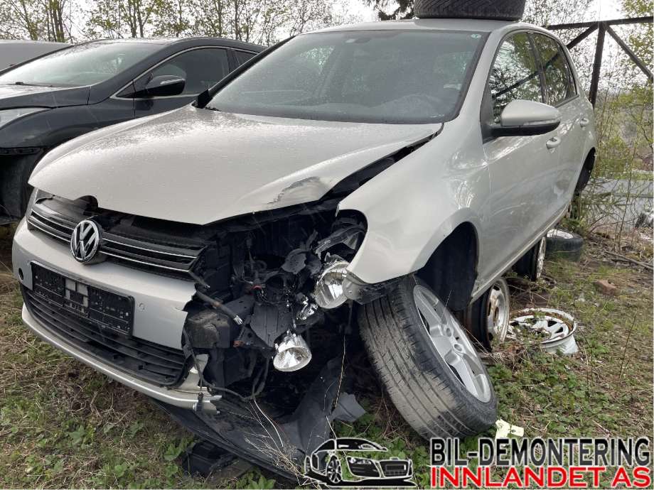 VW Golf VI, 2008-2012  delebil , Motorkode: CBDC, Girkassekode: LLL