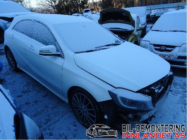 Mercedes A-Klasse 2012-2018 (W176) (W176), Motorkode: A 270 010 15 02, Girkassekode: